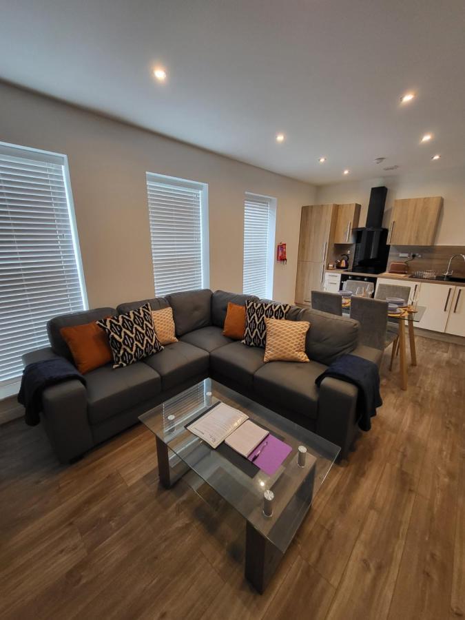 Stylish Jewellery Quarter Sleeps 6 Apartment Birmingham