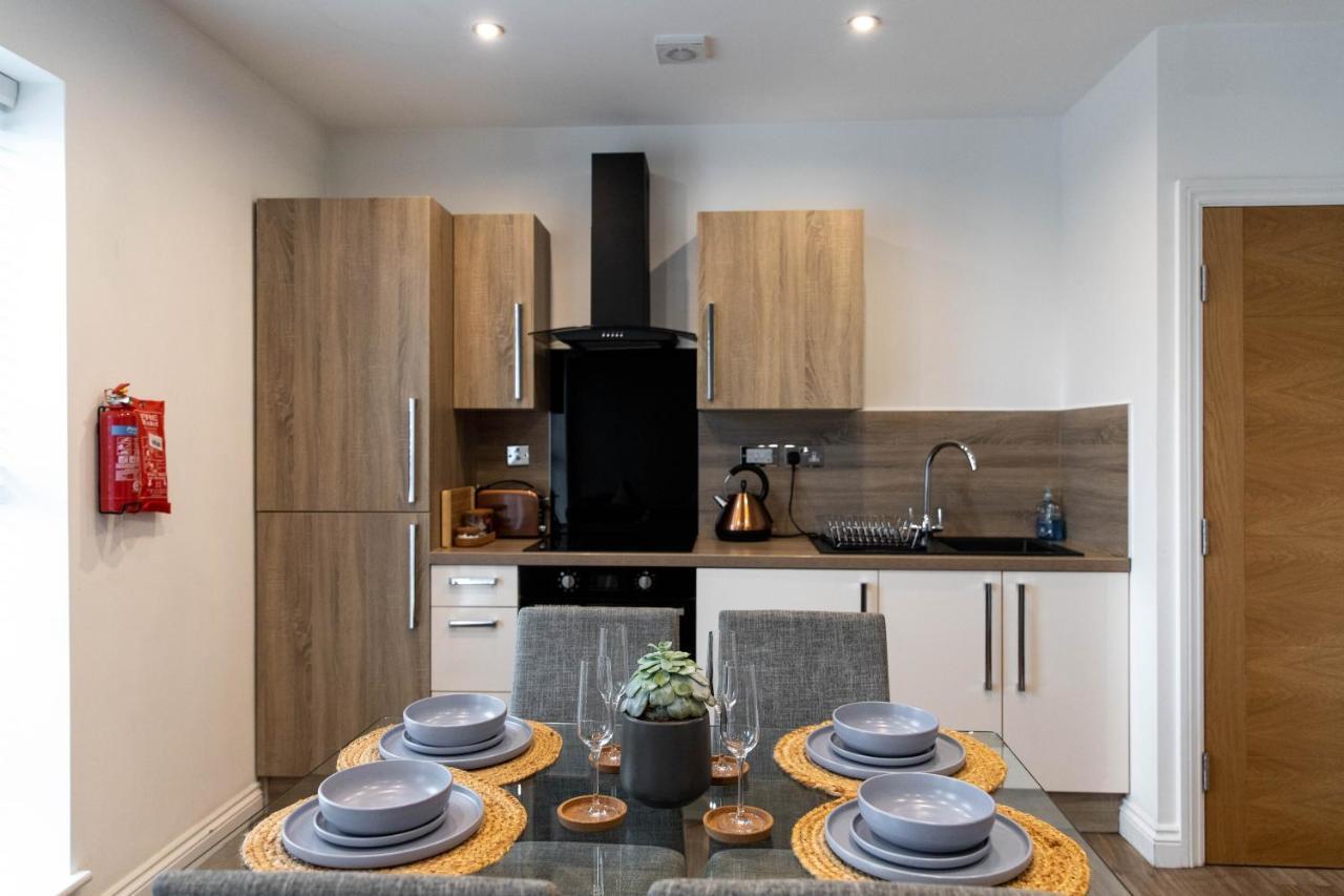 Apartment Stylish Jewellery Quarter Sleeps 6 *